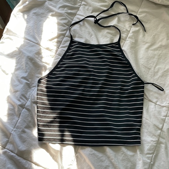 Black and white striped set - Picture 2 of 4